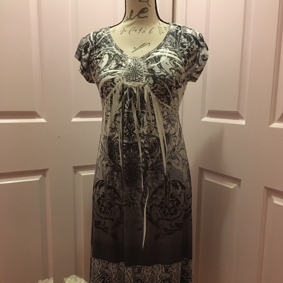 Dresses & Skirts - Apt. 9 Short sleeved dress